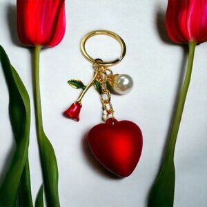 Dimensional Heart & Rose Keychain l Gold Hardware l Rose accent l New